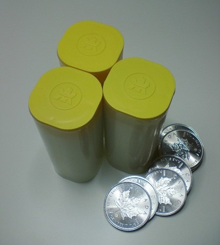 World government bullion — Pandas are dated on purpose